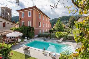 Toscana- grosse Villa Nr. 1103 mit Pool, Garten, Spiel- und Billardzimmer nähe Meer in schöner Lage für 1 - 10 (11) Personen