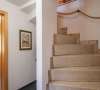 ferienhaus-143-treppe-zum-untergeschoss