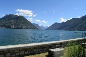 Ferienwohnung mit See- und Badeplatz sowie herrlicher Aussicht über Lugano und den Luganersee für 1 - 2 Personen (Nr. 127 - Ferien im Tessin)