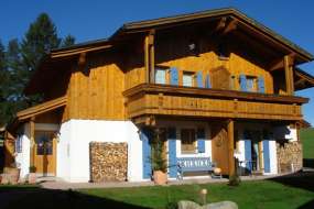 Ferienhausteil 250 Meter vom See entfernt in ruhiger Waldrandlage im Allgäu für 1 - 6 Personen (Nr. 415 - Ferienhaus im nahen Deutschland) Ferienhausteil 250 Meter vom See entfernt in ruhiger Waldrandlage im Allgäu für 1 - 6 Personen (Nr. 415 - Ferienhaus im nahen Deutschland)