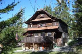 Komfortferienhaus am Bach für Romantiker im Entlebuch am Fusse zum Brienzer Rothorn 1300 m ü. M. für 1 - 7 Personen + 1 Kinderbett (Nr. 277 - Ferienhaus Zentralschweiz)