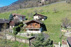 Ferien-Holzhaus in schöner Südhanglage mitten im Ski- und Wandergebiet Aletsch Arena - im Winter nähe Skiabfahrt und Gondelbahn für 1 - 6 Personen (Nr. 143 - Ferienhaus im Wallis)